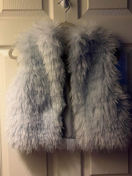 AKIRA Jackets & Blazers - AKIRA Light Blue Faux Fur Trim Vest